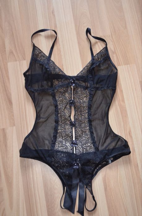 Боді жіноче 18+, ідеальний стан