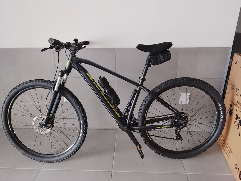 Bicicleta em excelente bom estado. Uso normal