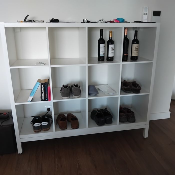 Ikea Estande branco 148x40; Alto 130