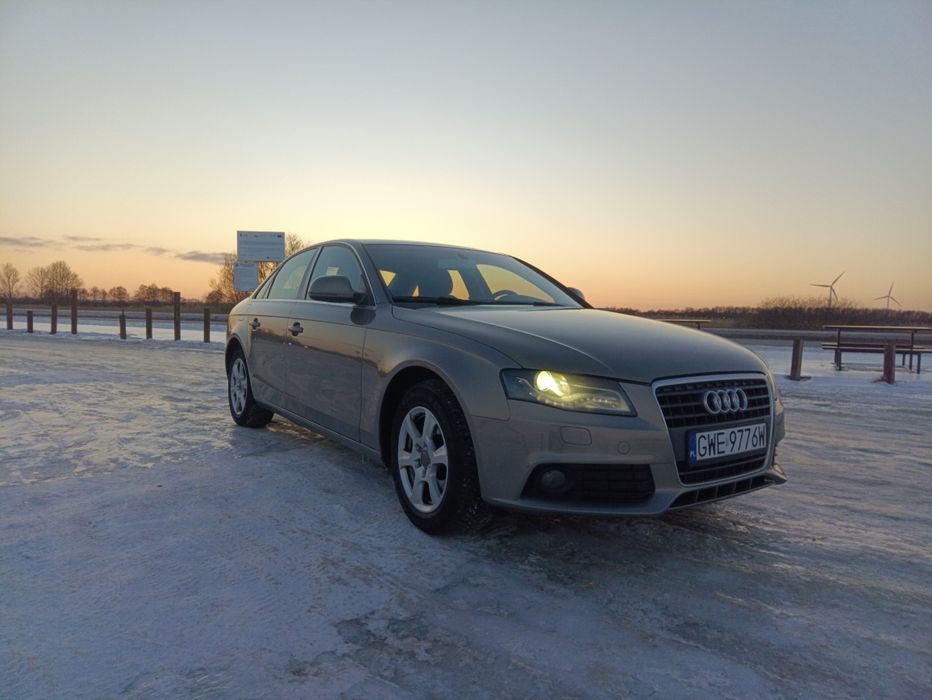 Audi A4 B8 Sedan 2.0Td   Led  Bi-xenon