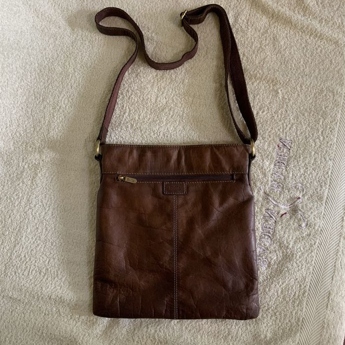 Брендова велика чоловіча шкіряна сумка Bolla. Заміри 33 на 31 см