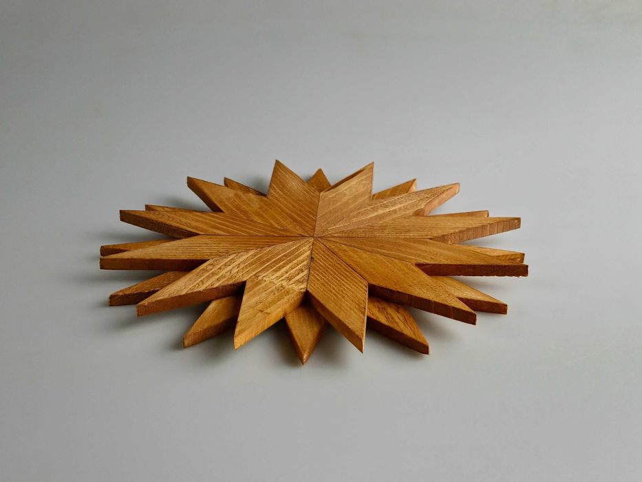 Комплект подставок под горячее. Дерево. 4 шт. Ручная работа.