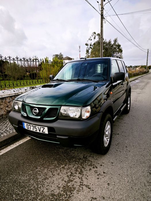 Nissan Terrano 3.0 DI Ano 2004