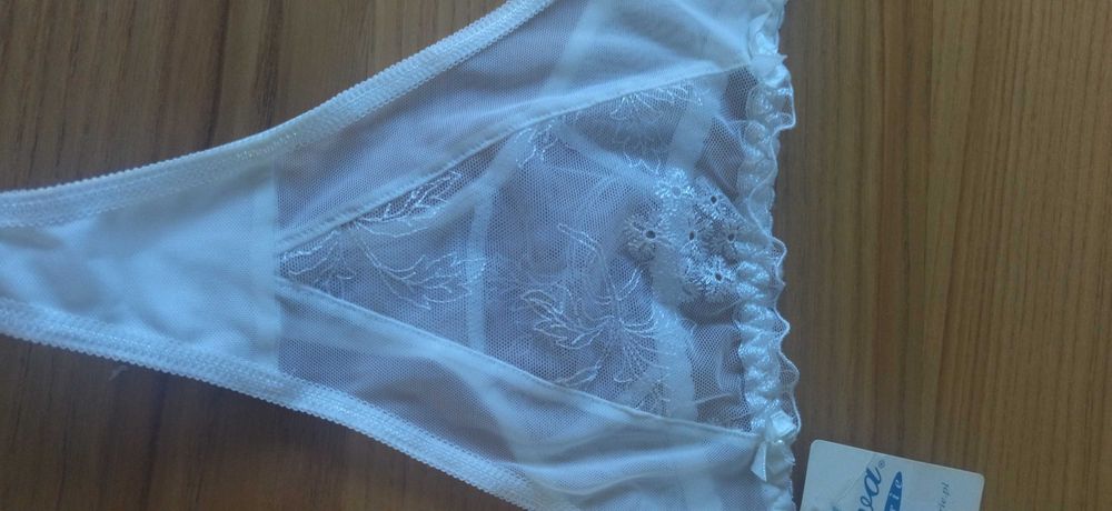 stringi damskie urocze