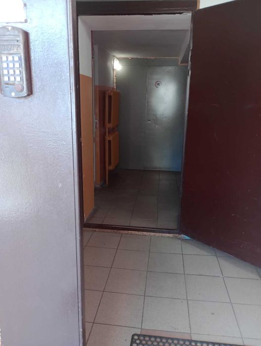 Ціну ЗНИЖЕНО!!приміщення в тихому центрі по вул. Грушевського