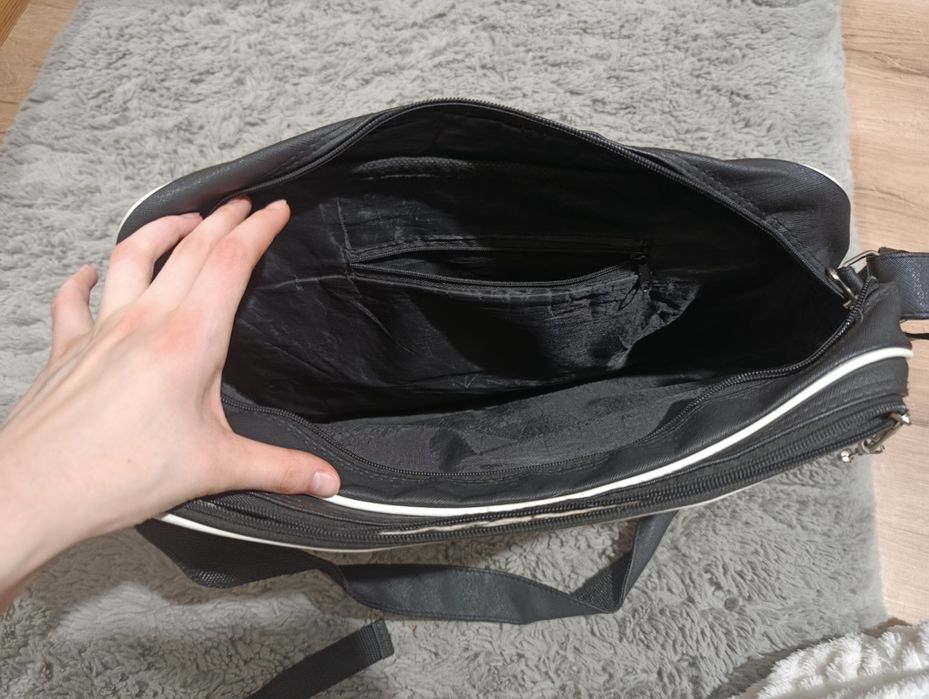 Torba na ramię czarna z kotkiem