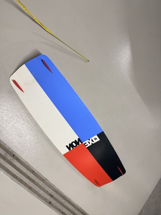 Deska kite Xenon Laluz 138cm dlugosci - rezerwacja