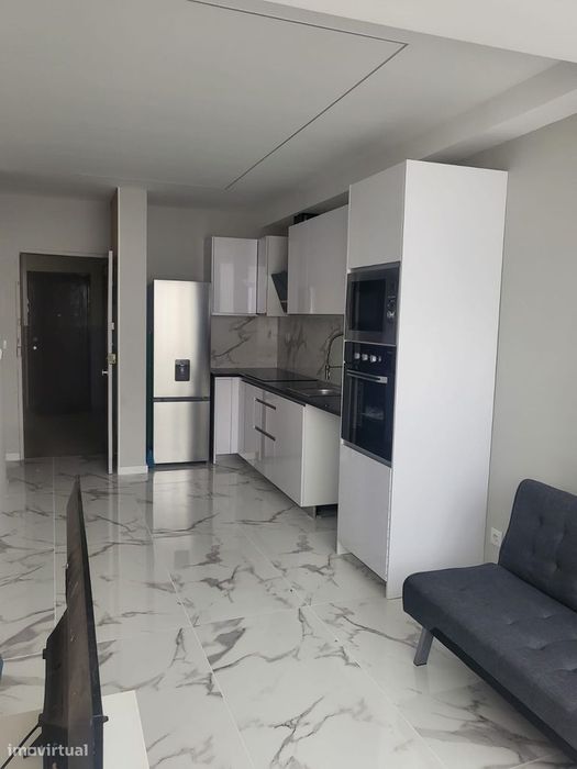 T2 Remodelado junto a Loja do Cidadão do Porto