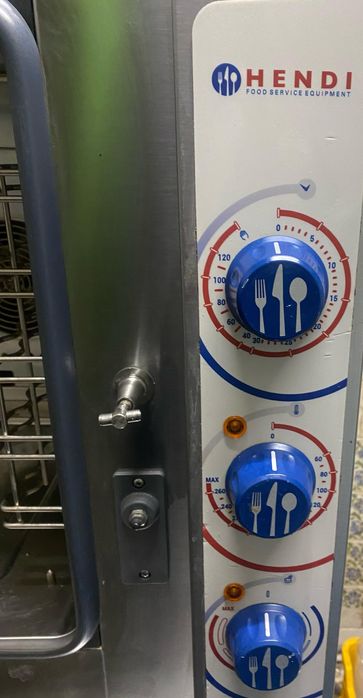 Piec Hendi konwekcyjno-parowy, zmywarka Hendi