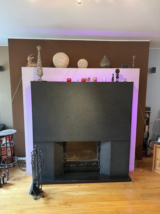 Kominek żeliwny z granitu