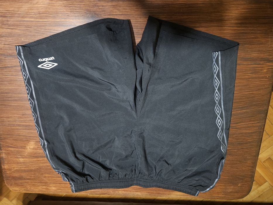 Spodenki sportowe umbro L