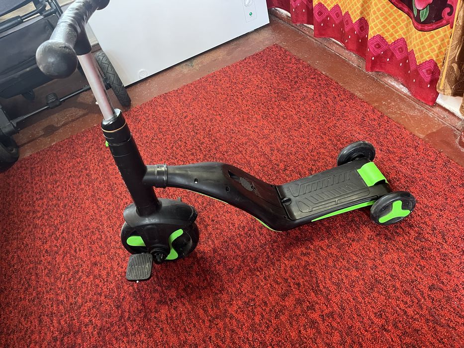 самокат-беговел-велосипед 3в1 от бренда Best Scooter.