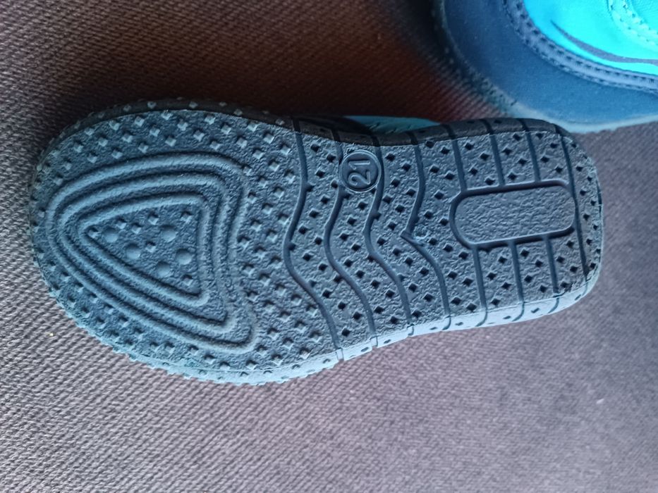 Buty do pływania dziecięce