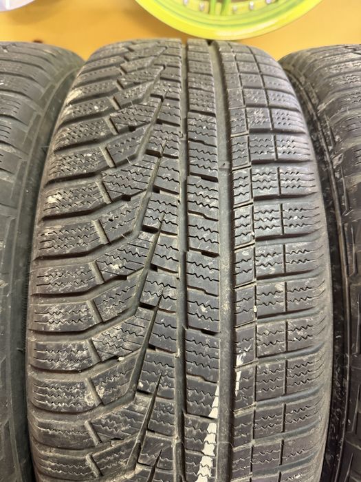 Opony zimowe 205/60R16 92H Hankook Winter I*Cept Evo 2 | 2018 | Komplet