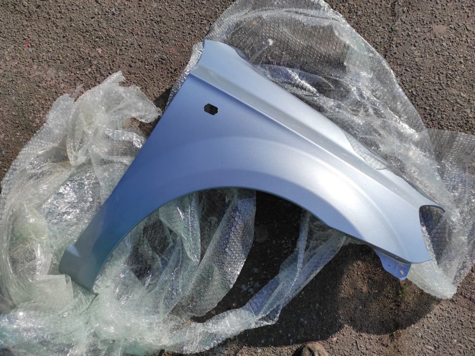 Крило праве на Шевроле Авео т250