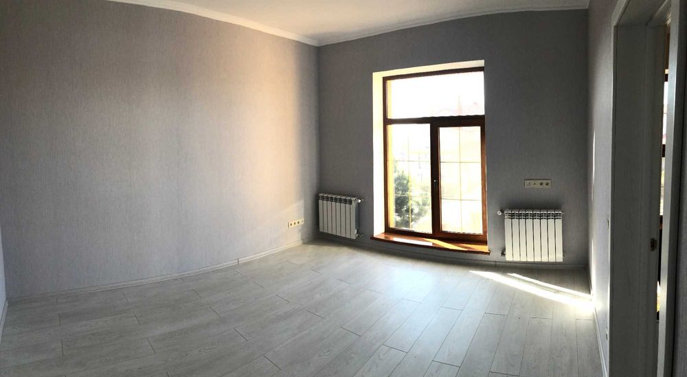 Дом в Совиньоне на ведущей к морю улице