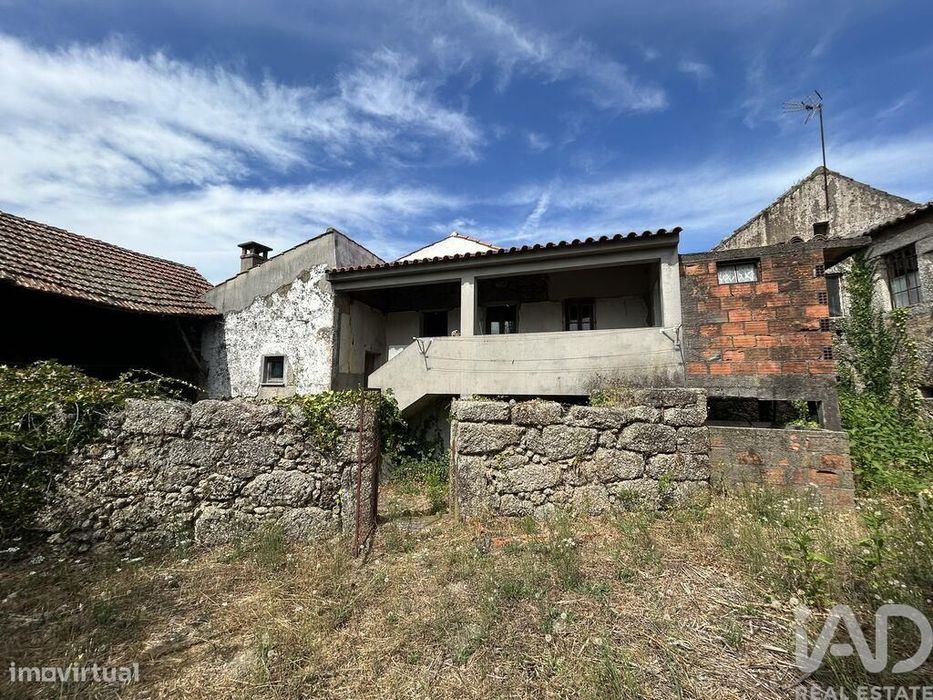 Casa / Villa T3 em Póvoa de Midões de 270 m2