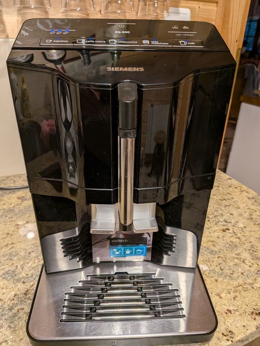 Ekspres do kawy Siemens EQ. 300