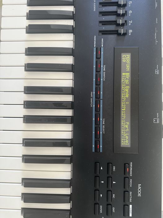 Roland Jv 90 expandable Synthesizer