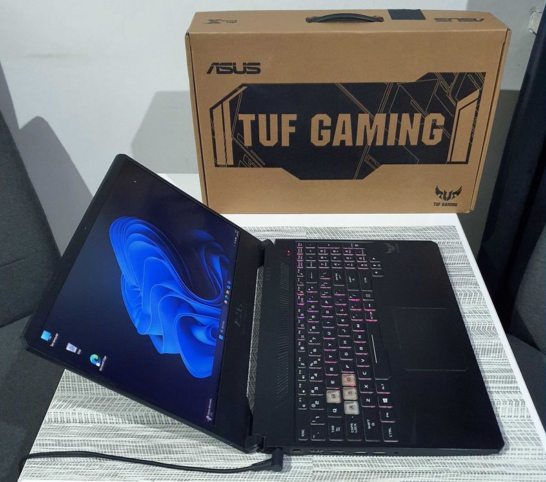 Asus TUF Gaming 144HZ!! AMD®Ryzen™7/GeForce®GTX™/RGB/1,5TBNvme/Komplet