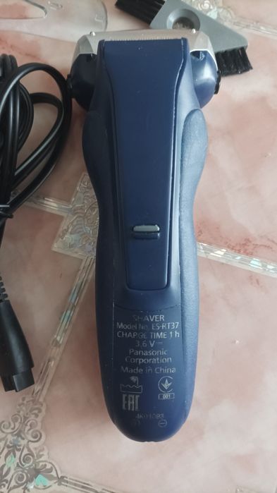 Бритва Panasonic ES-RT37