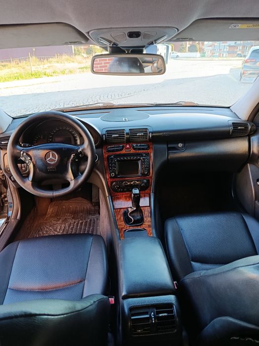 Mercedes -Benz C200 CDI Caixa de 6velocidades em muito bom estado !!!