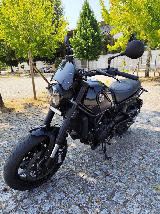 Benelli Leoncino 500