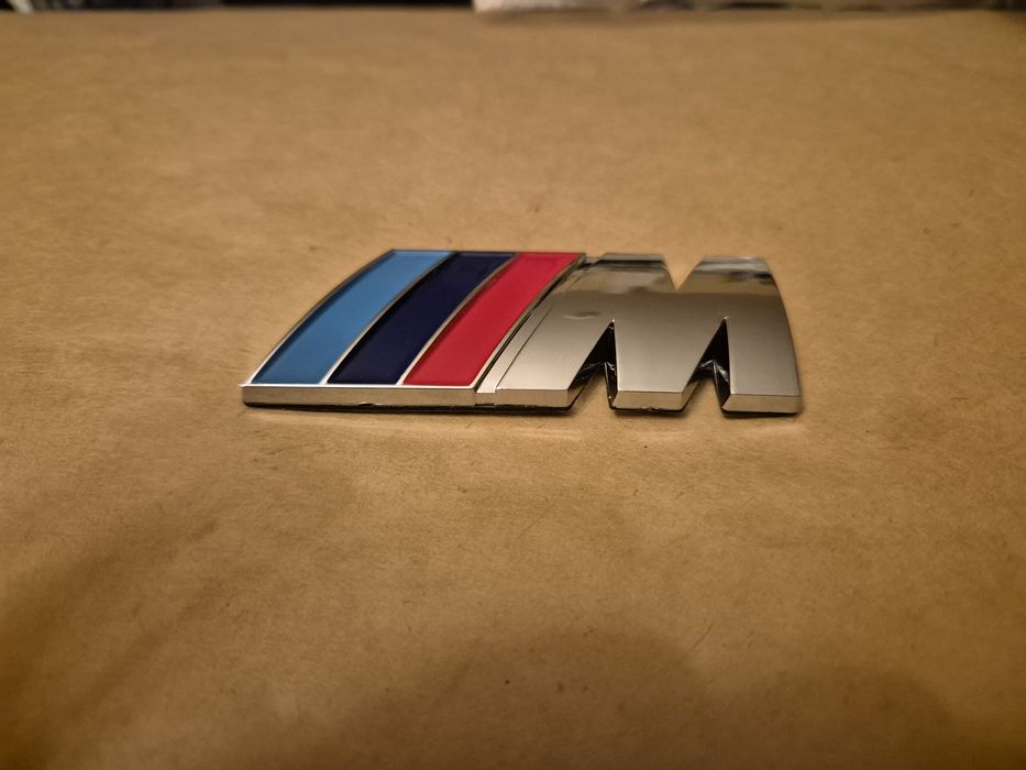 Napis BMW M Tył Bagażnik M Sport 8,3/3 cm chrom -kolor