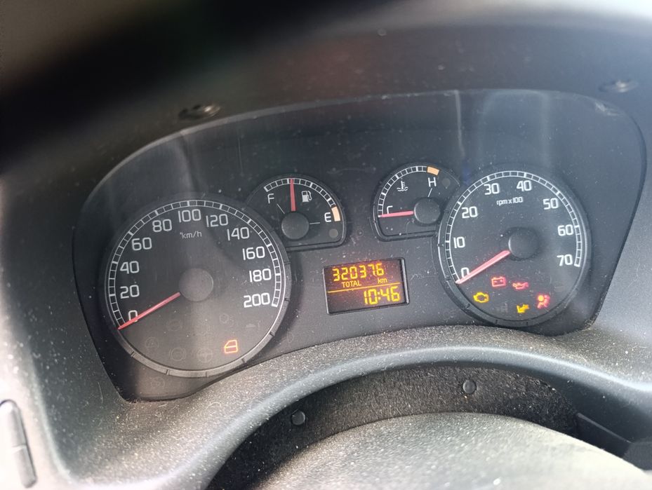 Fiat Punto 1.3 MultiJet Gasóleo | 320.000 km — photo 2