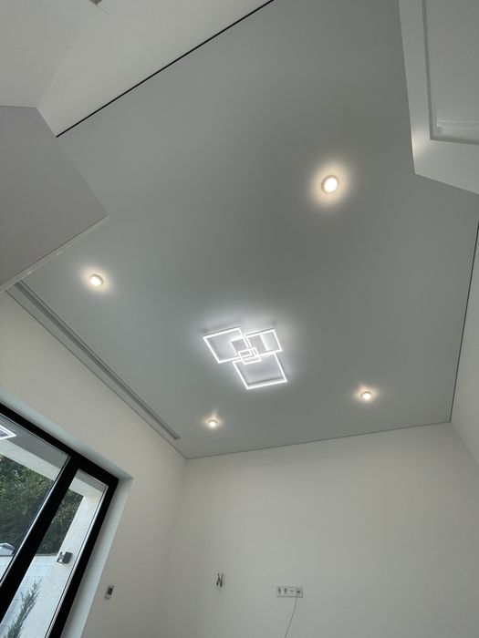 Натяжные потолки ПРЕМИУМ класса Подарок натяжні стелі