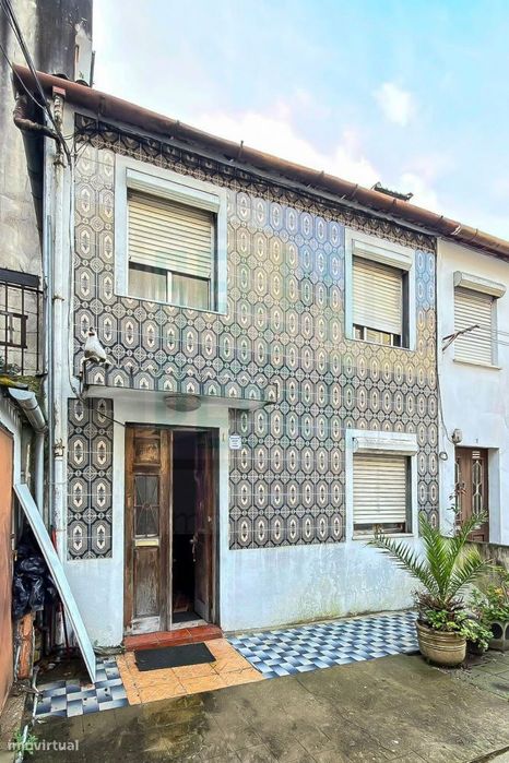 Moradia V2 Praça da Republica - Porto