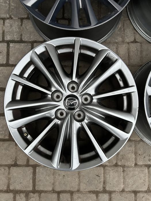 Felgi 17 5x114.3 Mazda3 Mazda6 CX-3 CX-30 CX-5 CX-7 Kia Hyundai ET45