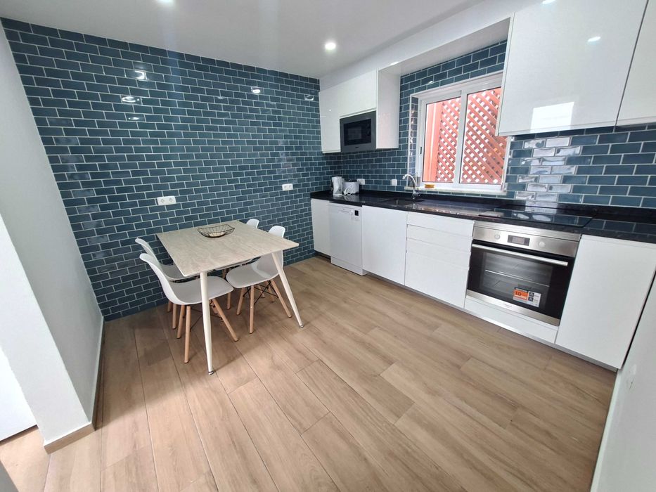 Férias | Moradia V2 | 150m da Praia | Baixa de Albufeira