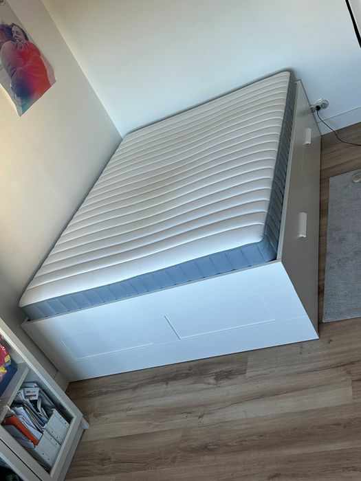 Box Cama Malm 140x200 com colchão