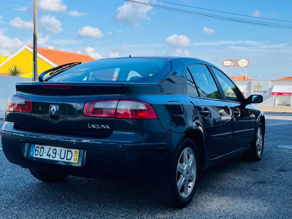 180.000km Renault Laguna 1.9 DCI 2002 foto 2