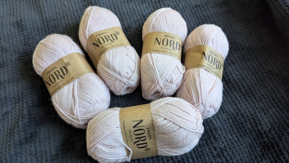 Włóczka Drops Nord, blady róż