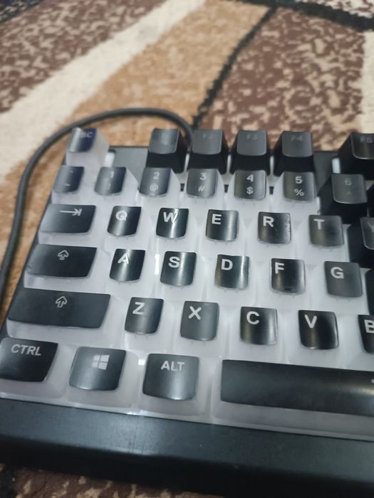 Stealseries Apex 3