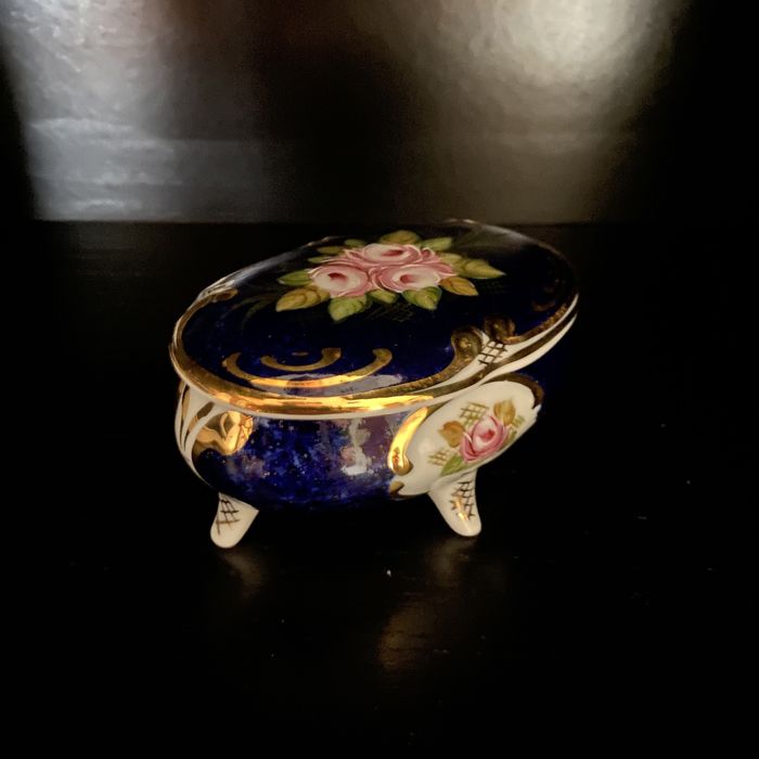 Guarda jóias de porcelana