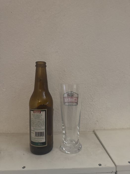 Garrafa + copo da cerveija cintra