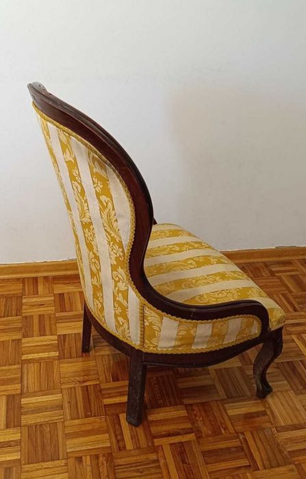 Cadeira Vintage Amarela