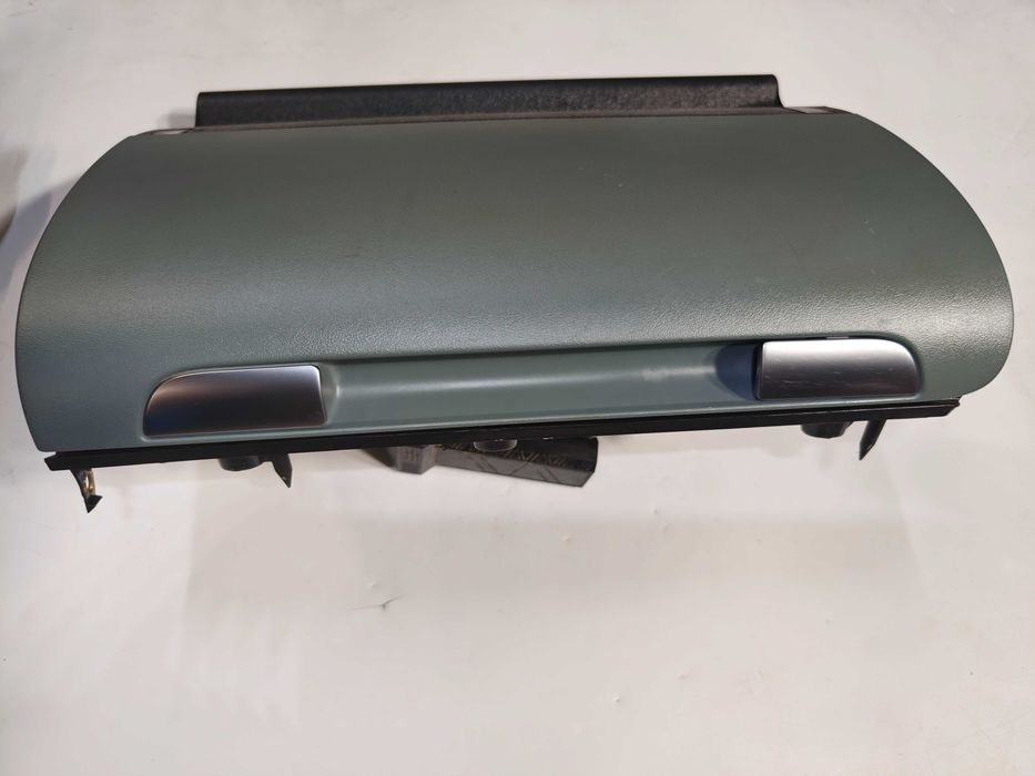 Schowek Pasażera Audi A3 8P Lift