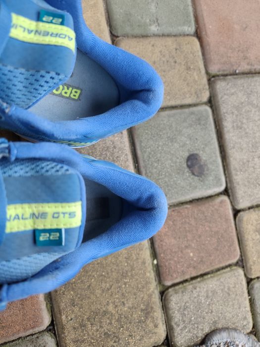 Кроссовки Brooks Adrenaline GTS 22 41 / 42