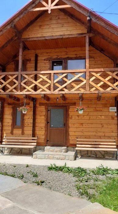 Здається  будиночок  "Дзвін " в с.Микуличин вул.Грушевського 76в