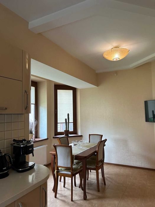 Продам ВЕЛИКОЛЕПНЫЙ Дом на Павловом Поле,23 августа(код 5427)