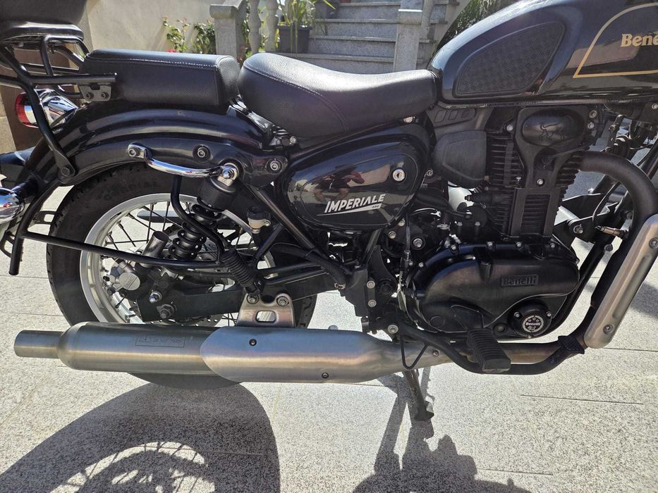 Benelli Imperiale 400 – Clássica Moderna | 2019 | 10.700 km