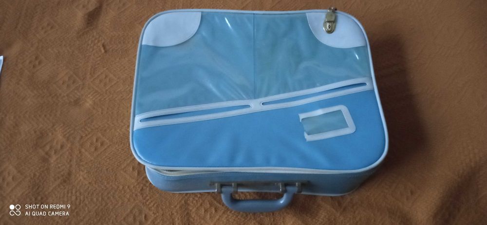 neseser z czasow PRL