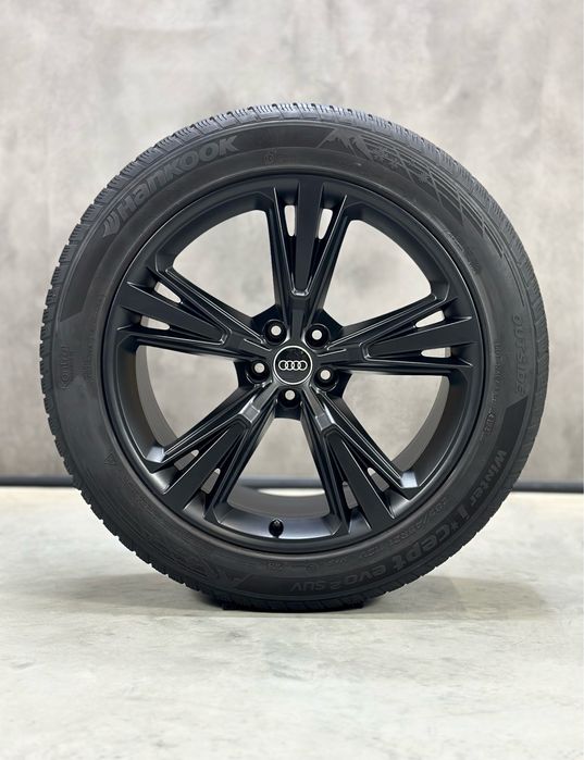 Оригінальні диски Audi Q8, SQ8 S-Line 5х112 R21. 4M8601025H