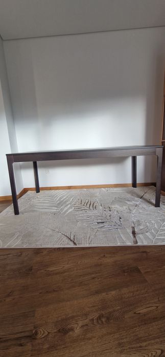 Mesa de jantar extensível