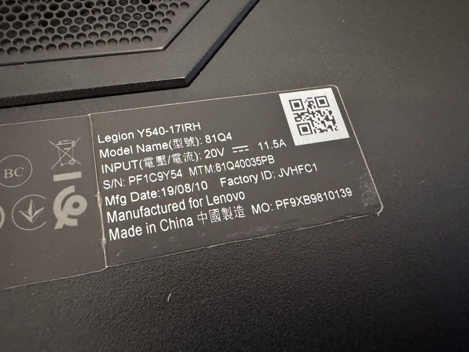 Lenovo Legion Y540-17IRH | i7-9750H | GTX 1660 Ti | 32 GB RAM | 17,3”