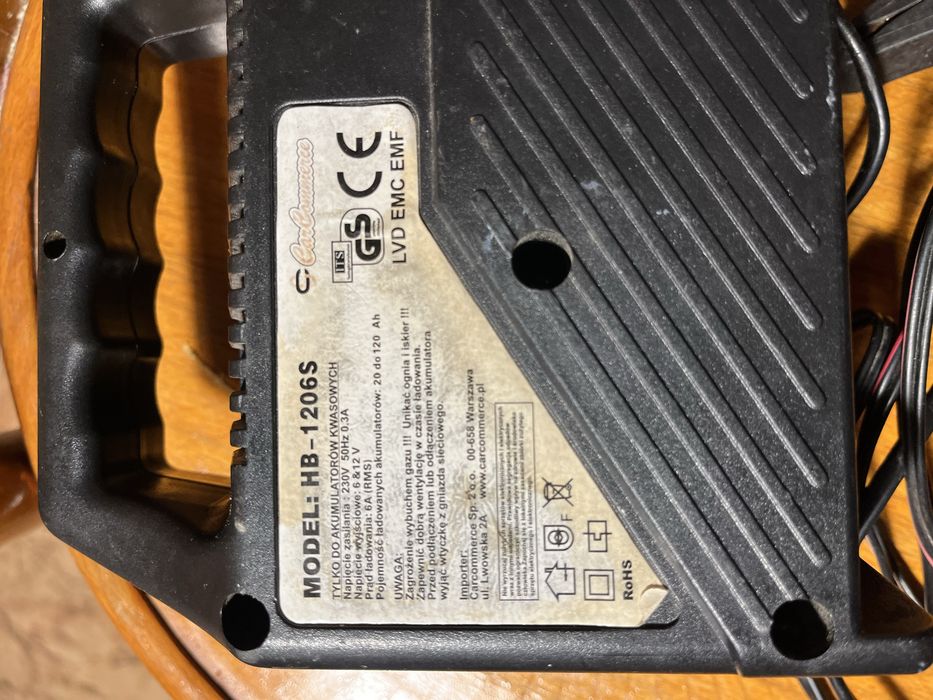 prostownik  6 / 12 Volt ładowanie do 6 A